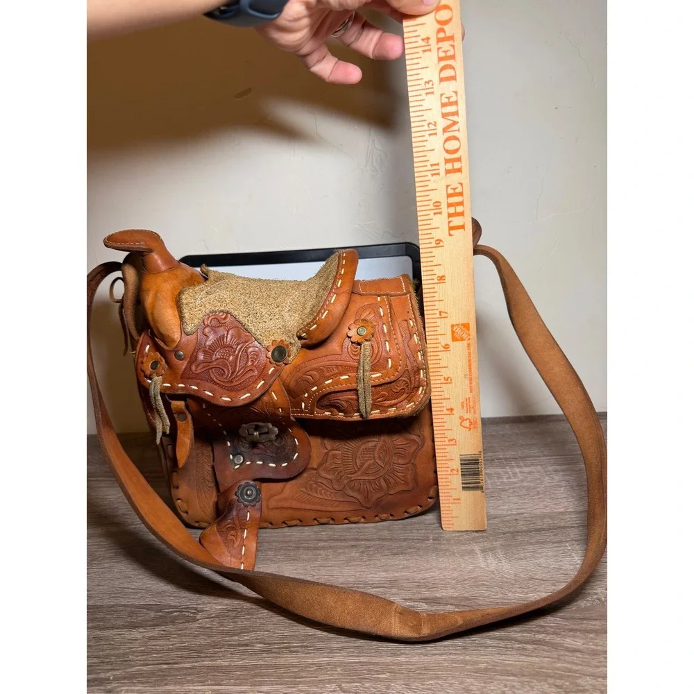 Western Shoulder Bag Horse Saddle Hand Tooled Leather Brown Medium